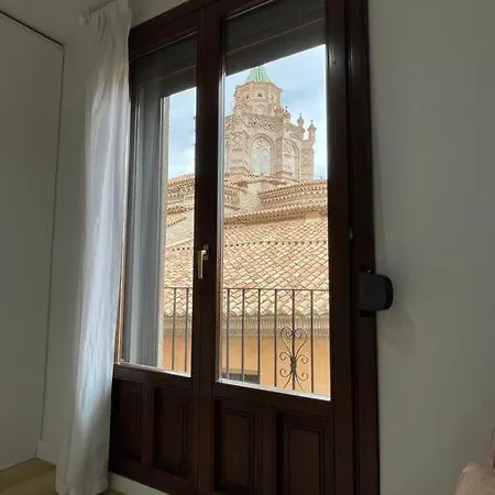 Apartamento Vistas Apartment *
